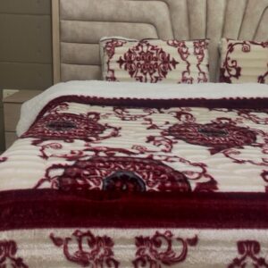 Royal valvet comforter set